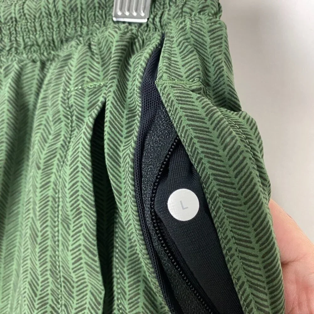 Lululemon Pace Breaker Lined Shorts Green Mens Large Drawstring Athletic Active